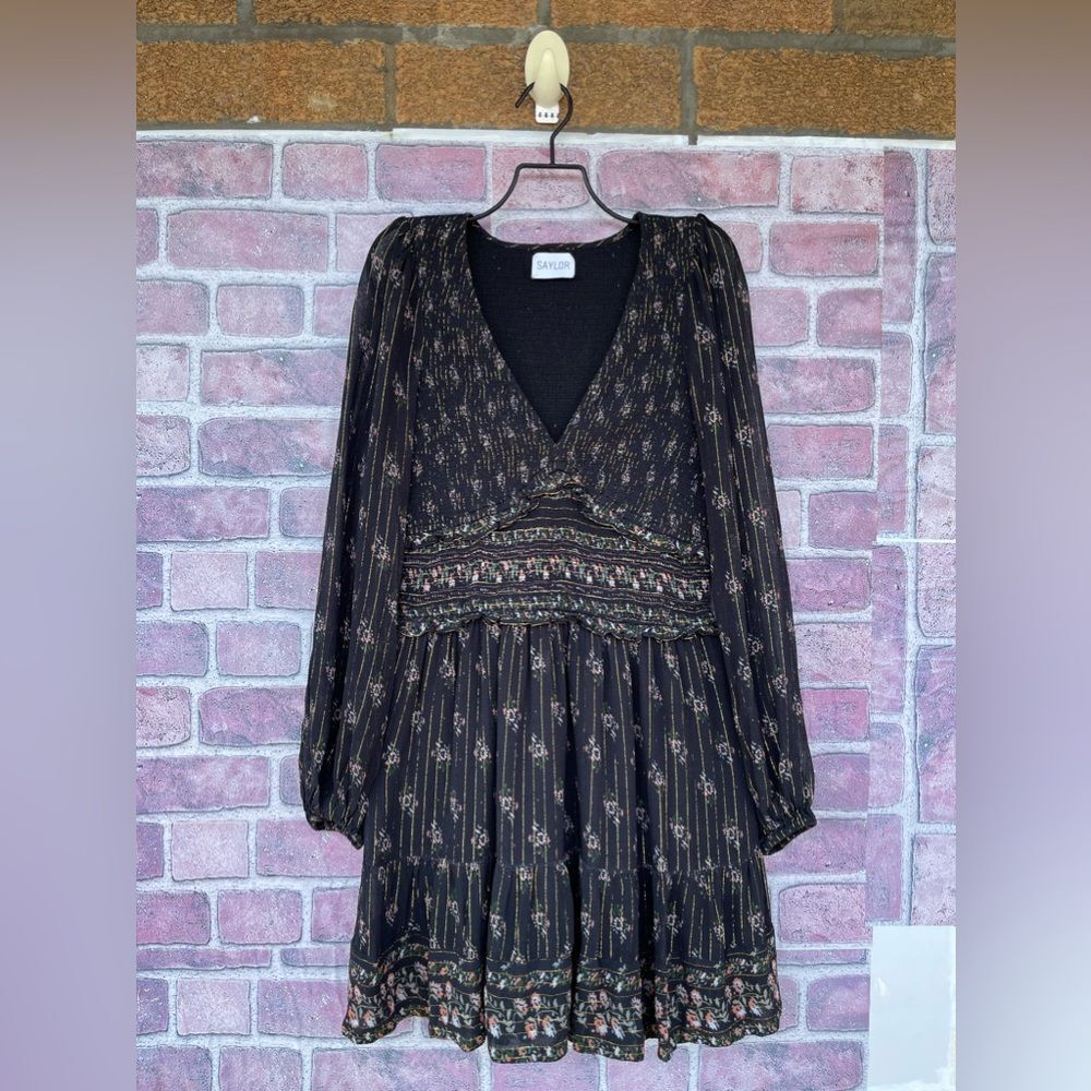 Saylor floral embellished smocked dress size Xs